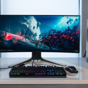 alienware-Bp3KmTZQlfw-unsplash